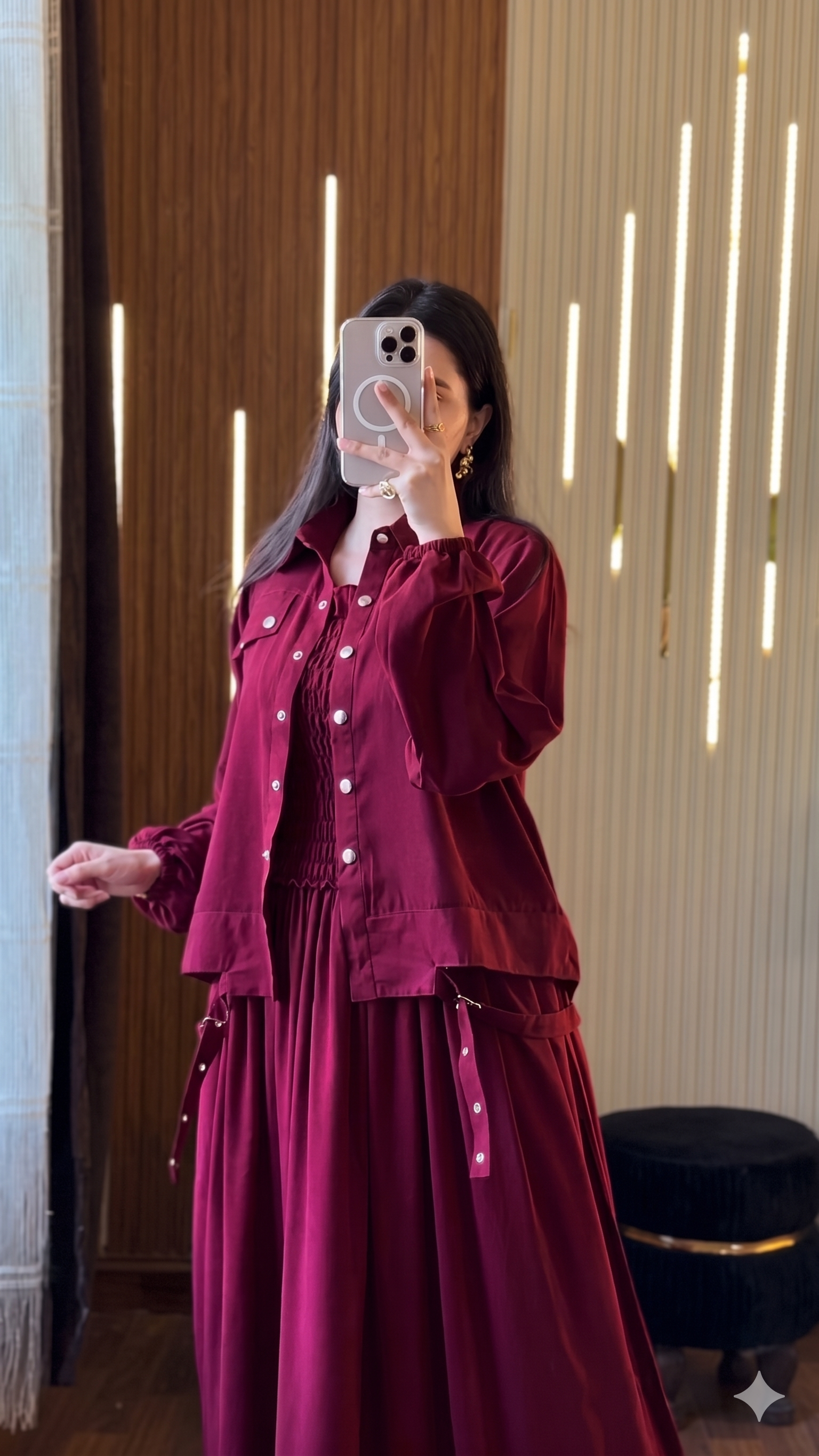 ❤️ Royal Ruby Layered Dress Set – Effortless Glamour with a Modern Twist ✨👗