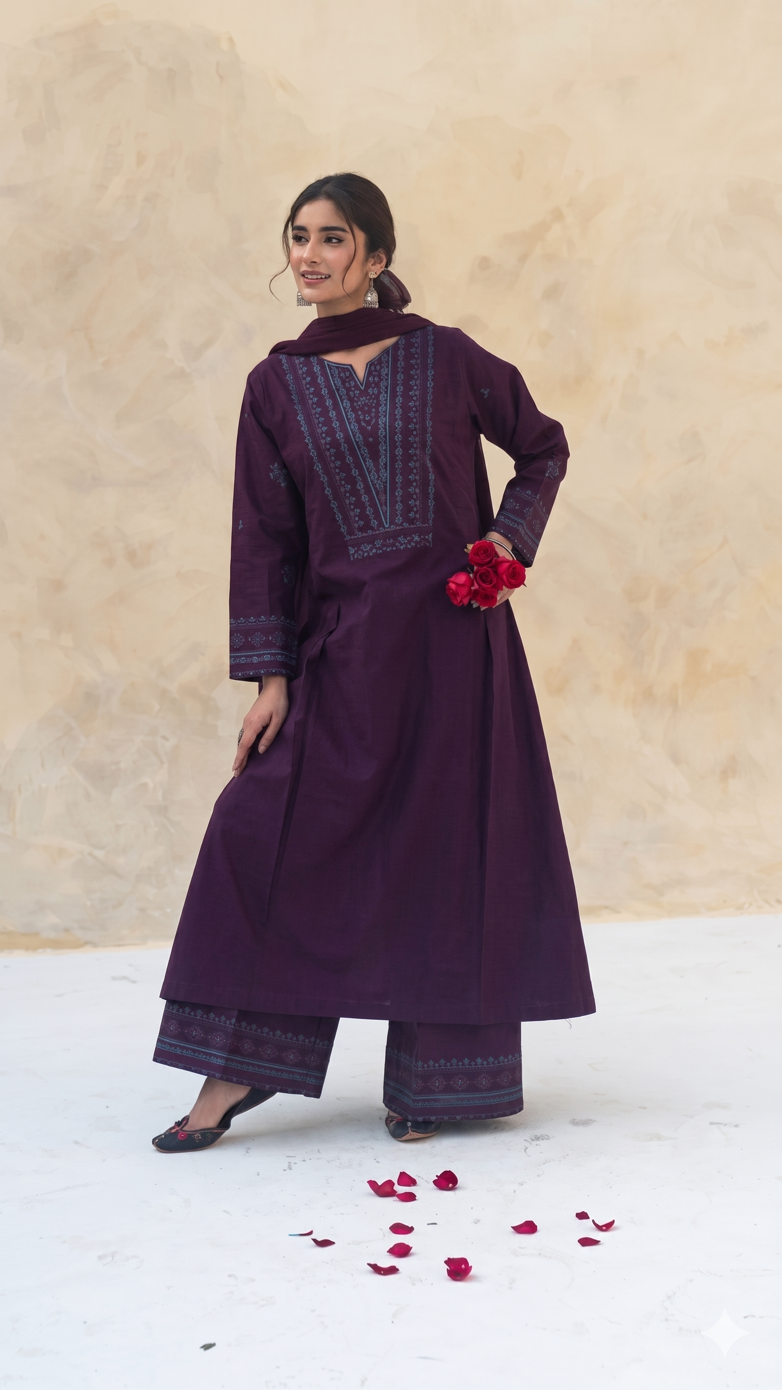 💜 Royal Plum Embroidered Kurta Set – Timeless Elegance in Every Step ✨👑